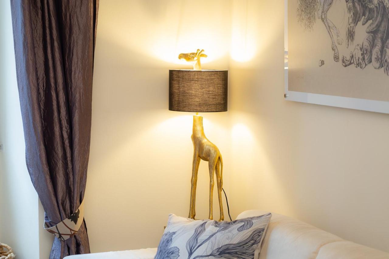 Spanish Steps Exclusive Rental In โรม ภายนอก รูปภาพ